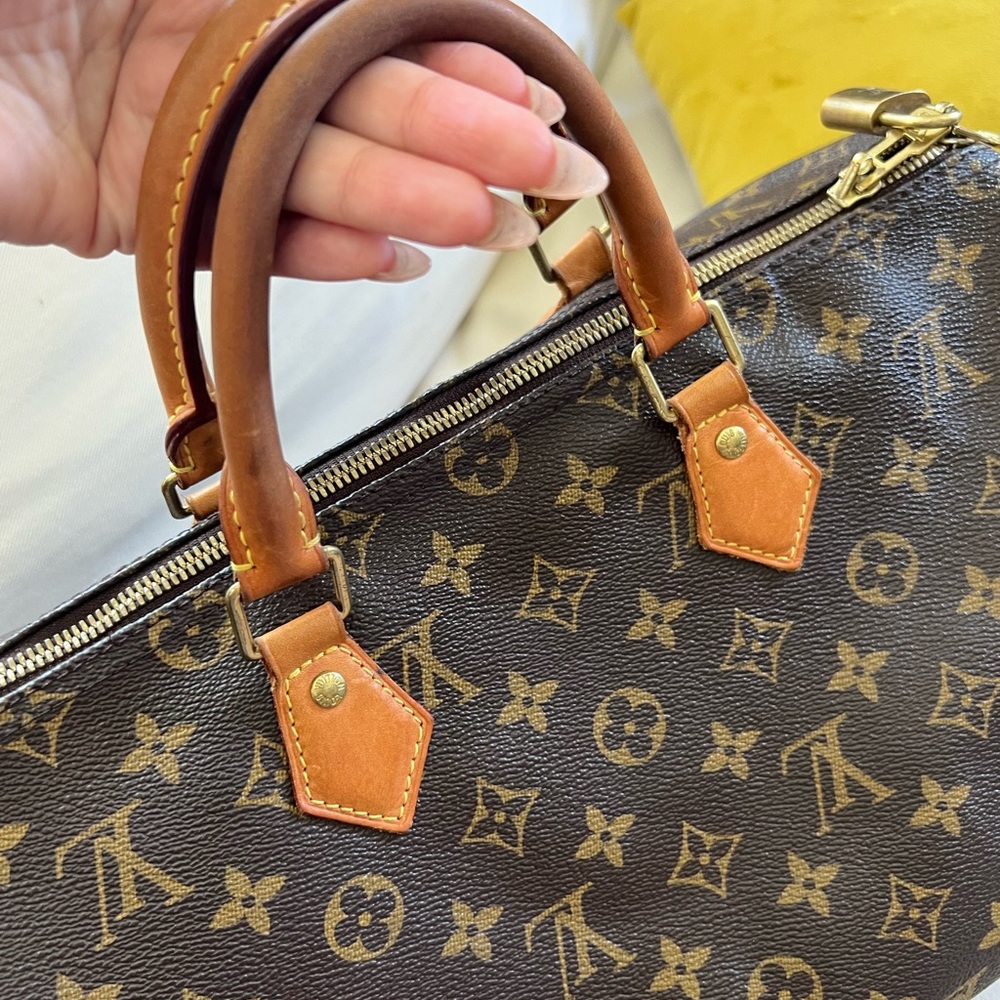 **SOLD**Authentic Louis Vuitton Speedy Bandoulière 35 - Picture 11 of 17